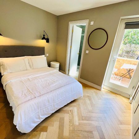 Stylish 1 Bedroom Designer Apartment Лондон Екстер'єр фото