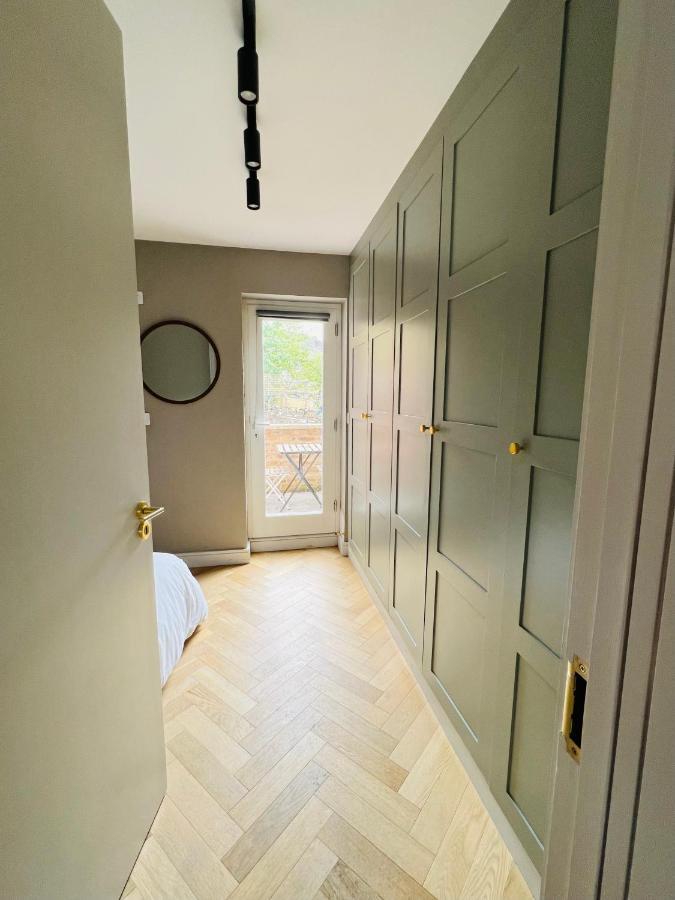 Stylish 1 Bedroom Designer Apartment Лондон Екстер'єр фото